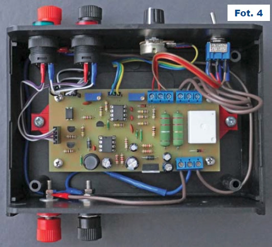 Fot.4 Automatyczny wyłącznik nadprądowy - płytka z układem