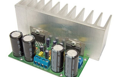 Połączenie modułów stereofonicznego wzmacniacza audio i stereofonicznego equalizera audio