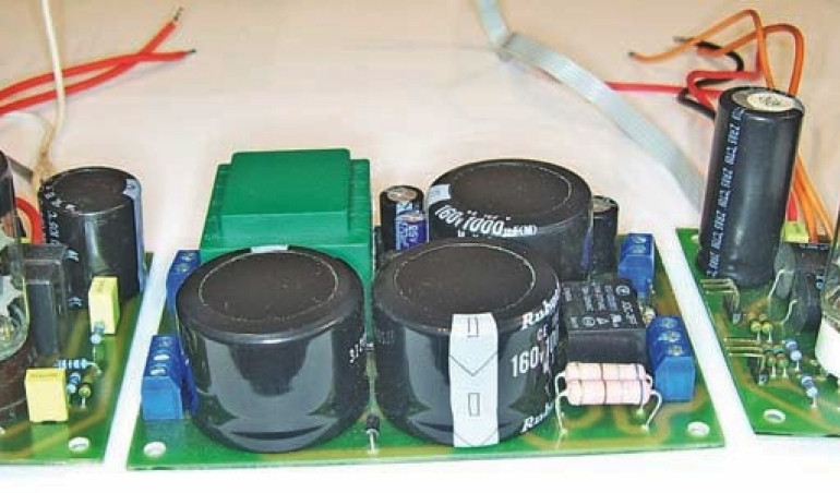 Budowa lampowego ocieplacza dźwięku - działanie, schematy, montaż, ustalenie punktu pracy lampy