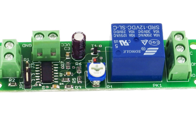 Generator pojedynczego impulsu