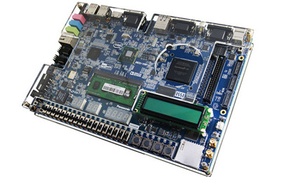 Układ FPGA plus procesor, czyli zestaw DE2i-150 od firmy Terasic