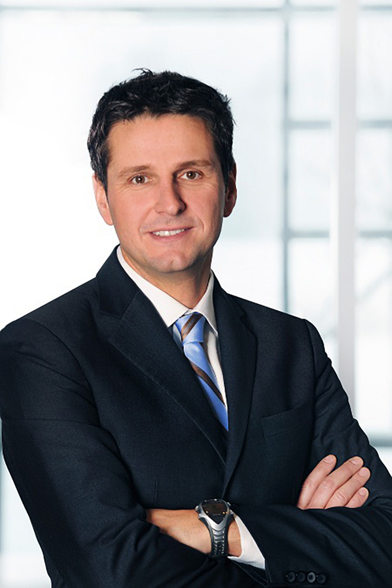 Andreas Urschitz - dyrektor oddziału systemów mocy i sensorów firmy Infineon Technologies