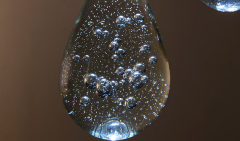 Woda w żarówce LED - czy to możliwe?