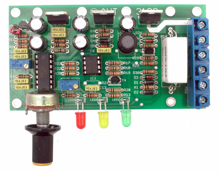Fot.1 Automatyczna ładowarka akumulatorów ołowiowych