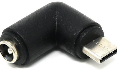 Tego jeszcze nie było: zakrzywiana (kątowa) przejściówka USB-C-DC 2,1 mm firmy Pi Hut do zasilania urządzeń/zestawów zawierających gniazdo USB-C