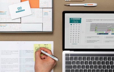 Bogaty w możliwości zestaw Arduino Fundamentals Bundle do dogodnego projektowania w mikrokontrolerze