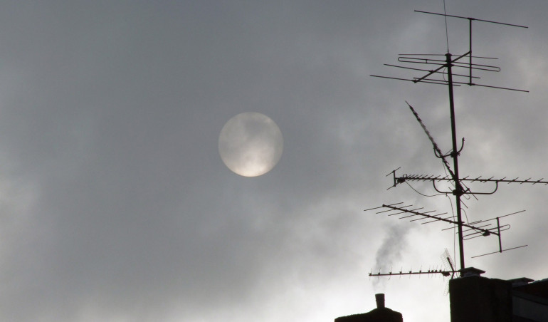 Jak ustawić antenę do odbioru naziemnej TV DVB-T?