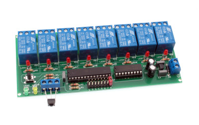 8-kanałowy przełącznik na podczerwień (max 8 x 8A/230V)