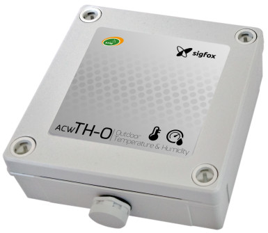 Fotografia 1. Modem radiowy ACW-TH-O serii Atim Cloud Wireless wyposażony w cyfrowy czujnik temperatury i wilgotności