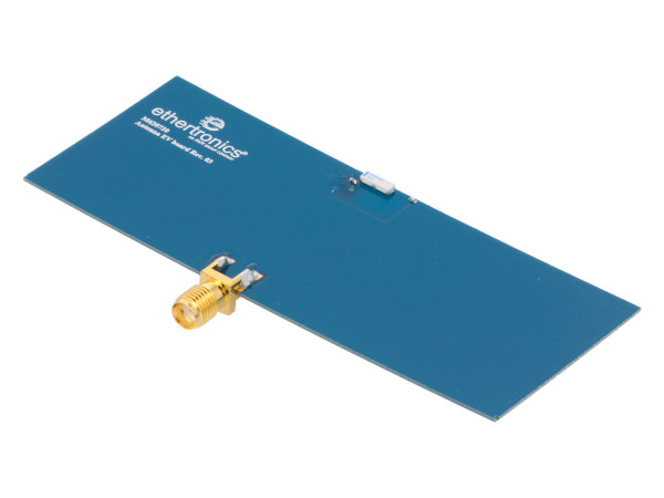 Fotografia 4. Antena w formie płytki rozszerzającej (typ M620720-01) zawierającej antenę SMD i złącze SMA na PCB