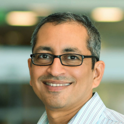 Pan Sunil Patil - Vice President of Product Management firmy Qualcomm Technologies