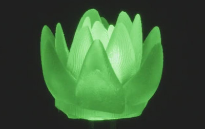 Ręcznie robiona, świecąca na zielono dioda LED «Green Succulent» firmy Unexpected Labs