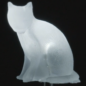 Ręcznie robiona, świecąca na biało dioda LED «Cool White Kitty» firmy Unexpected Labs
