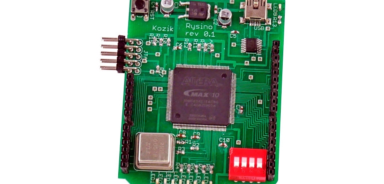 Rysino - płytka ewaluacyjna z FPGA Intel MAX10