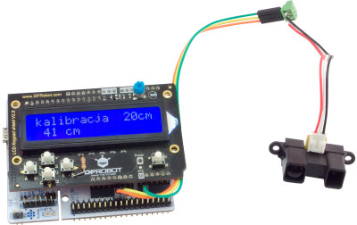Miernik odległości na bazie czujnika GP2Y0A02YK0F