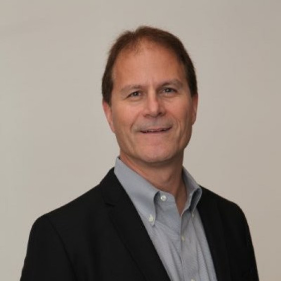 Pan Jason Ziller - dyrektor generalny działu Client Connectivity w firmie Intel