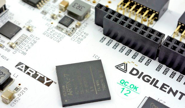 RISC-V – mikrokontroler open source w FPGA i programowanie w Arduino