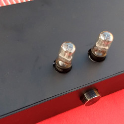 Hybrydowy wzmacniacz lampowy