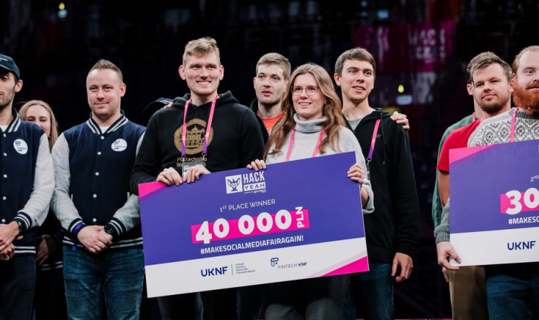 Sukces studentów Politechniki Warszawskiej (PW) w konkursie programistycznym HackYeah