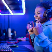 Kompatybilny ze standardem Bluetooth 5.3 LE układ NXH3675 firmy NXP Semiconductors