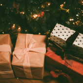 Jak bezpiecznie płacić przez internet, przed świętami i nie tylko