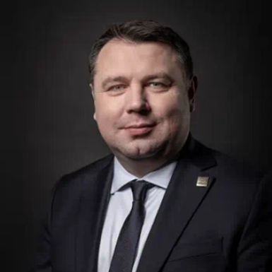 Pan Paweł Szczeszek - prezes firmy TAURON