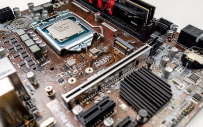 Najnowszy nabytek Politechniki Warszawskiej (PW): innowacyjna platforma do syntezy materiałów 2D i ich heterostruktur