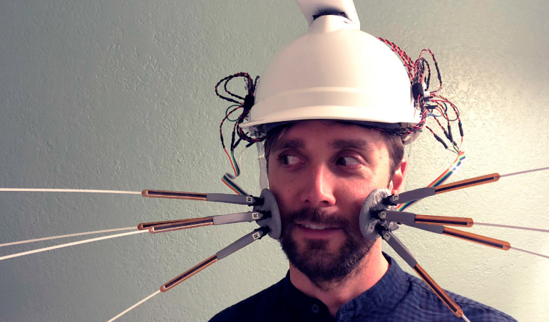 Haptyczne wąsy czuciowe