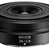 Płaski obiektyw szerokokątny NIKKOR Z 26MM F/2.8 firmy Nikon
