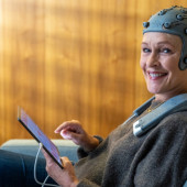 Bottneuro wykorzystuje technologię firmy Samsung, by udostępniać rozwiązania do diagnozowania i leczenia choroby Alzheimera