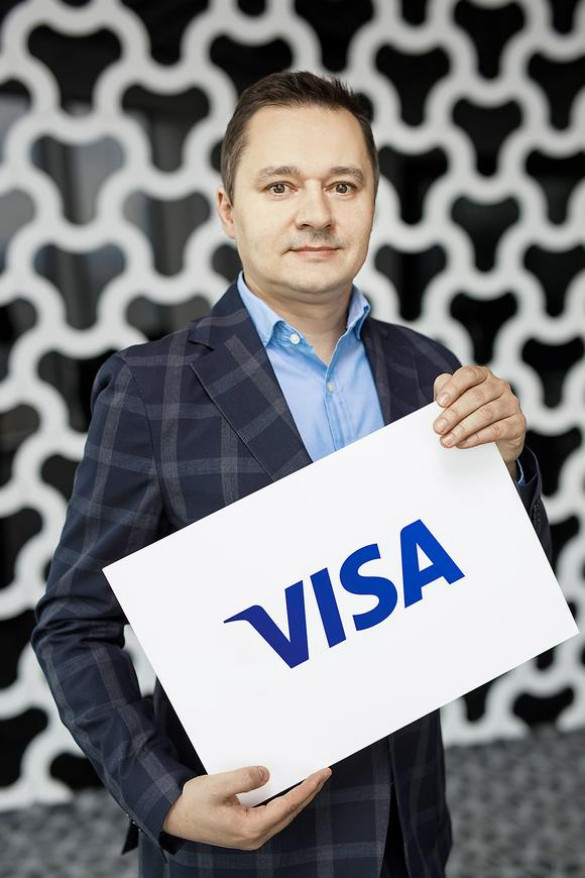 Pan Jakub Kiwior - dyrektor zarządzający regionem Europy Środkowo-Wschodniej w organizacji Visa