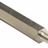 Niklowany, męsko-żeński dystans R30-3005002 produkcji Harwin