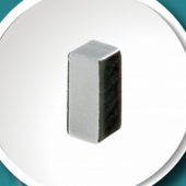 Miniaturowa antena monopolowa W3154 firmy Pulse Electronics pracująca w zakresie częstotliwości: 3500-3980 MHz