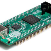 Kompaktowy moduł Morph-IC II firmy FTDI Chip zawierający układ FPGA z rodziny Cyclone II