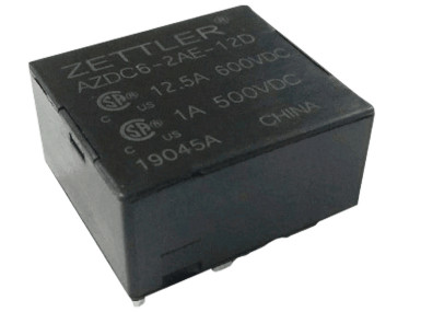 Fotografia 3. Przekaźnik typu AZDC6 dla napięć do 600 V DC