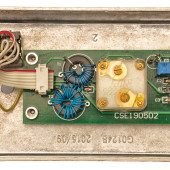 Przestrajany przedwzmaniacz HF o regulowanym wzmocnieniu