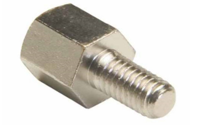 Niklowany, męsko-żeński dystans R30-3000602 produkcji Harwin