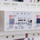 Przegląd metod regulacji jasności w zasilaczach LED MEAN WELL