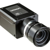 Inteligentna kamera MicroHAWK F440-F firmy OMRON oferująca rozdzielczość obrazu 5 Mpx i mocowanie C