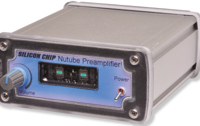 Przedwzmacniacz stereo z miniaturową lampą NuTube