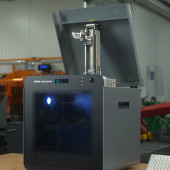 Oczyszczanie żywicznych wydruków 3D łatwiejsze dzięki Zortrax Cleaning Station