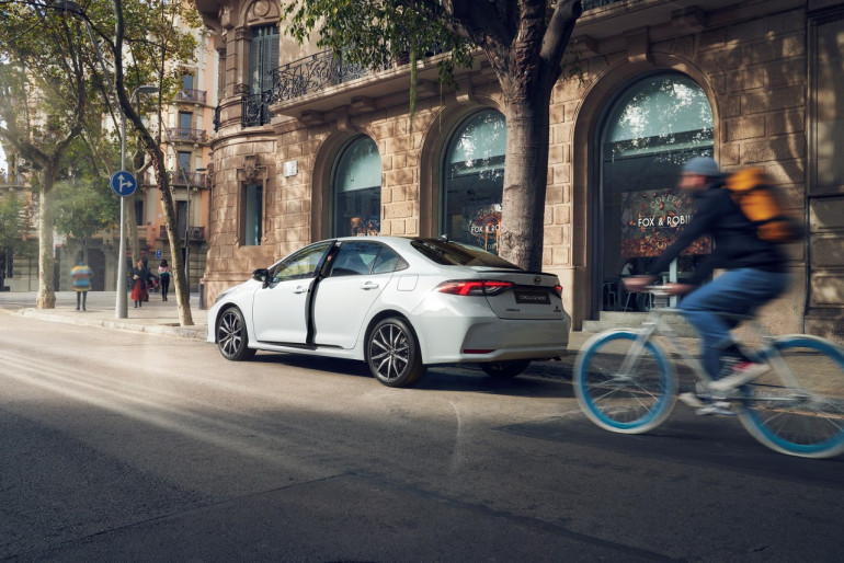 Jeden z samochodów firmy Toyota wyposażony w technologie T-MATE