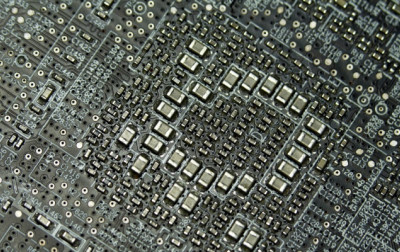 Czym są azotkowo-galowe (GaN) tranzystory mocy?