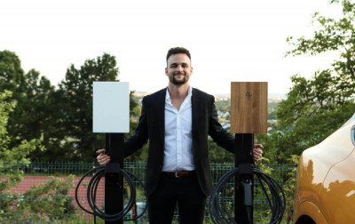 Firma AMC TECH z rozwiązaniami dla polskiej branży elektromobilności