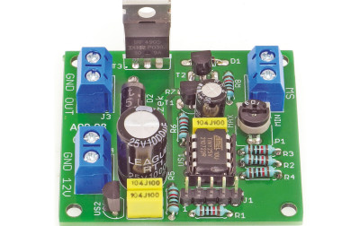 Powolny ściemniacz-rozjaśniacz oświetlenia 12 V