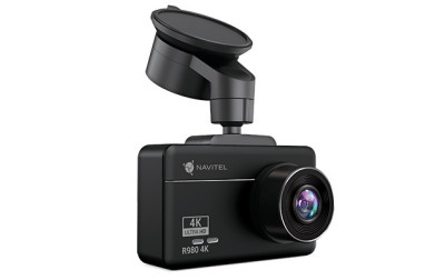 Funkcjonalny wideorejestrator R980 4K firmy NAVITEL z innowacyjną optyką Sony