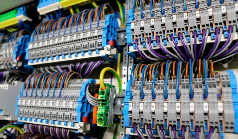 Automatyka budynkowa - realizacja niewielkich sieci lokalnych