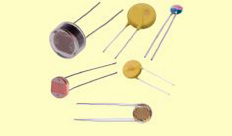 Edukacja w EdW dla szkół i uczelni - wykład 13: Elementy o nieliniowej rezystancji