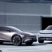 Firma Toyota prezentuje zaawansowane technologie baterii