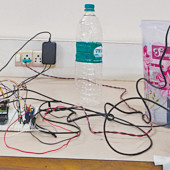 Automatyczny dozownik odmierzonej ilości cieczy